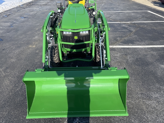 New In-Stock 2024 John Deere 1025R Compact Utility Tractors at Koenig Equipment in Oxford, OH - Photo4