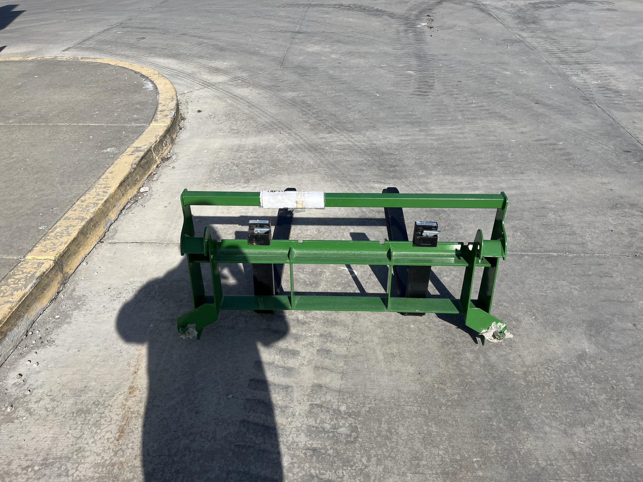  2025 Frontier AP10F at Heritage Tractor in Olathe, KS