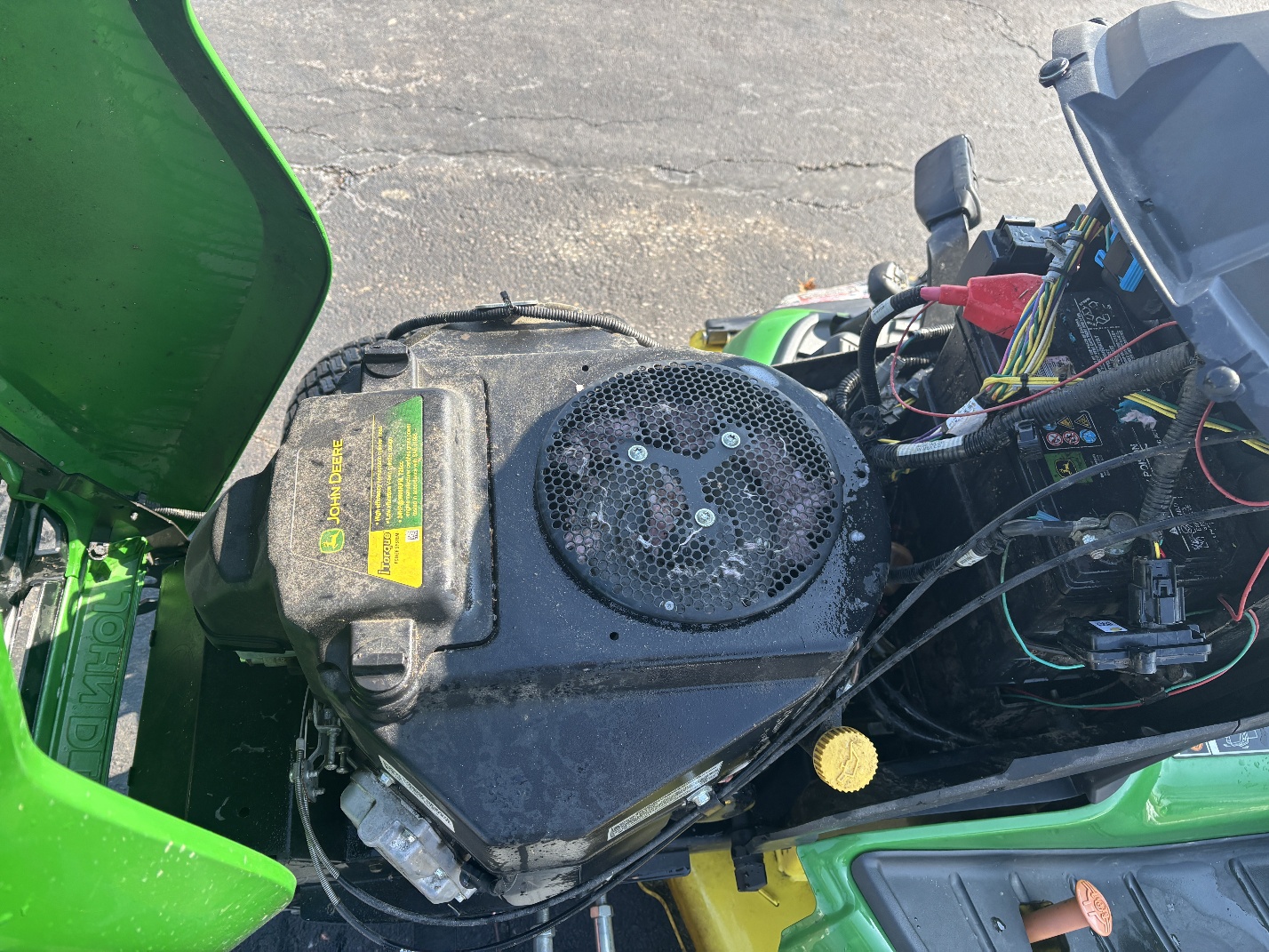 Used 2018 John Deere X584 Lawn & Garden Tractors at Koenig Equipment in Lebanon, OH - PhotoXL5