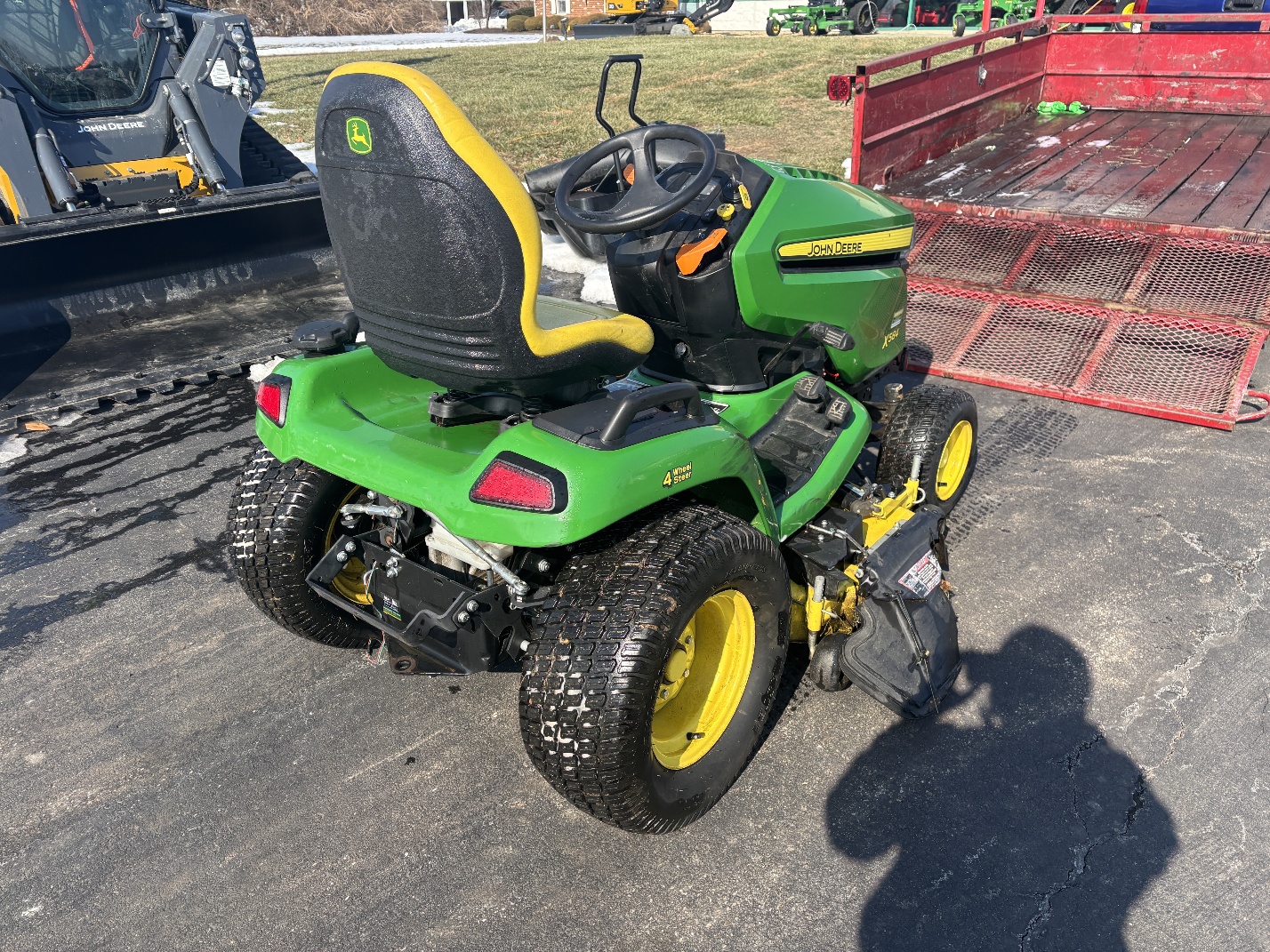 Used 2018 John Deere X584 Lawn & Garden Tractors at Koenig Equipment in Lebanon, OH - PhotoXL8