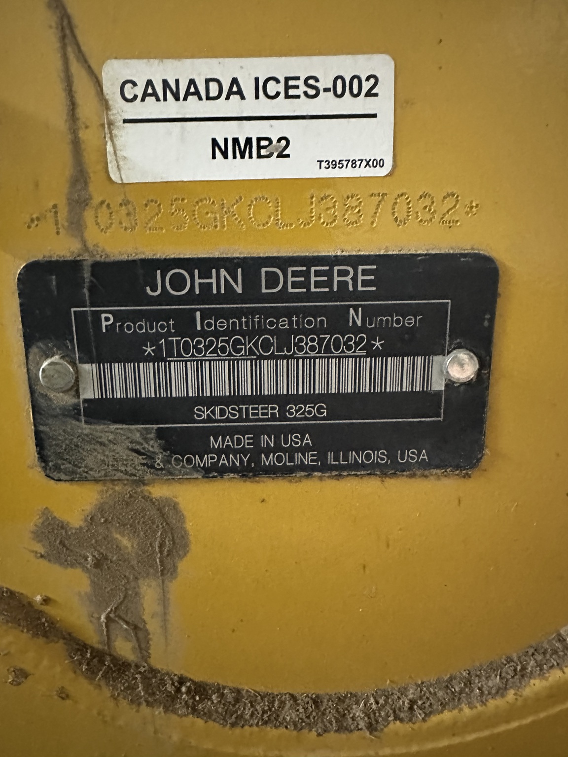 2020 John Deere 325G Image 6