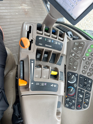 2013 John-Deere 8360R