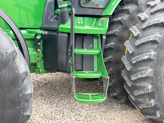 2013 John-Deere 8360R