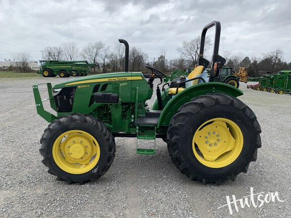 Photo of 2025 John Deere 5060E