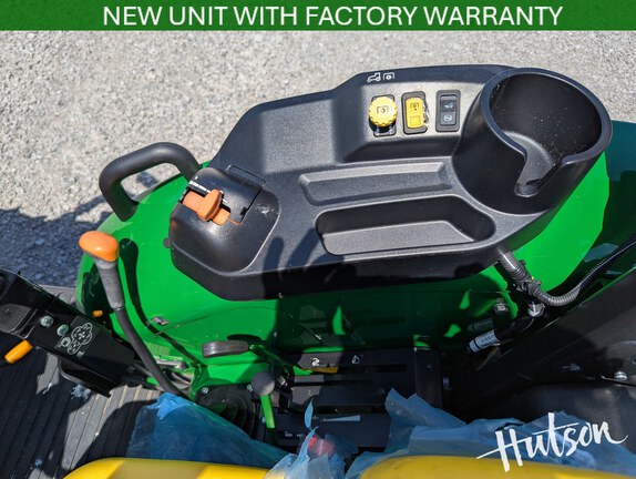 Photo of 2025 John Deere 5060E