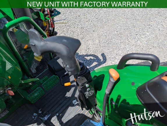 Photo of 2025 John Deere 5060E