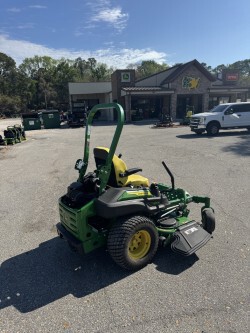 2024 John Deere Z920M Image 3