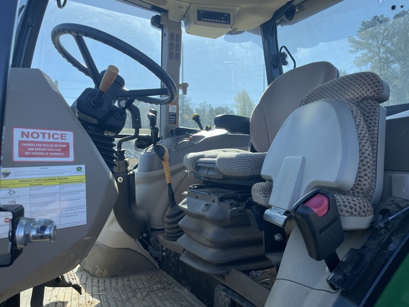 2021 John Deere 5100M Photo 2