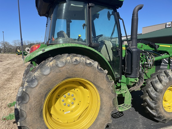 2021 John Deere 5100M Photo 5