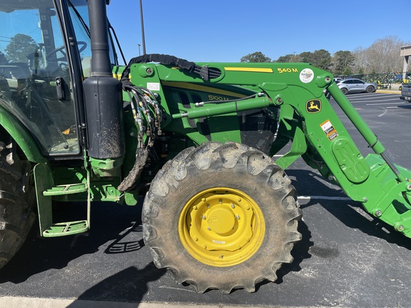 2021 John Deere 5100M Photo 6