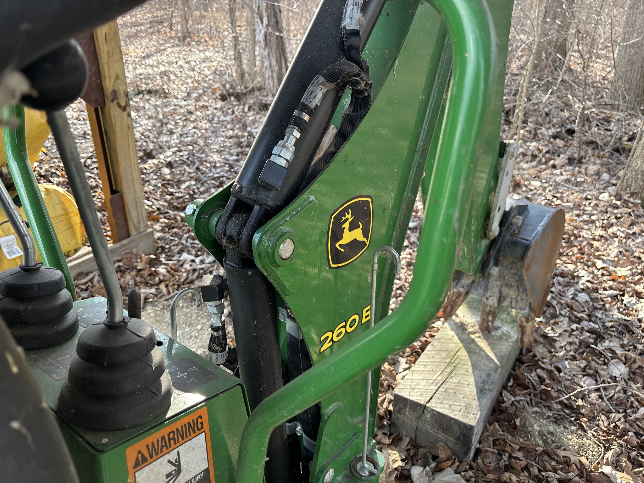 Used 2021 John Deere 1025R Compact Utility Tractors at Koenig Equipment in Urbana, OH - PhotoXL32