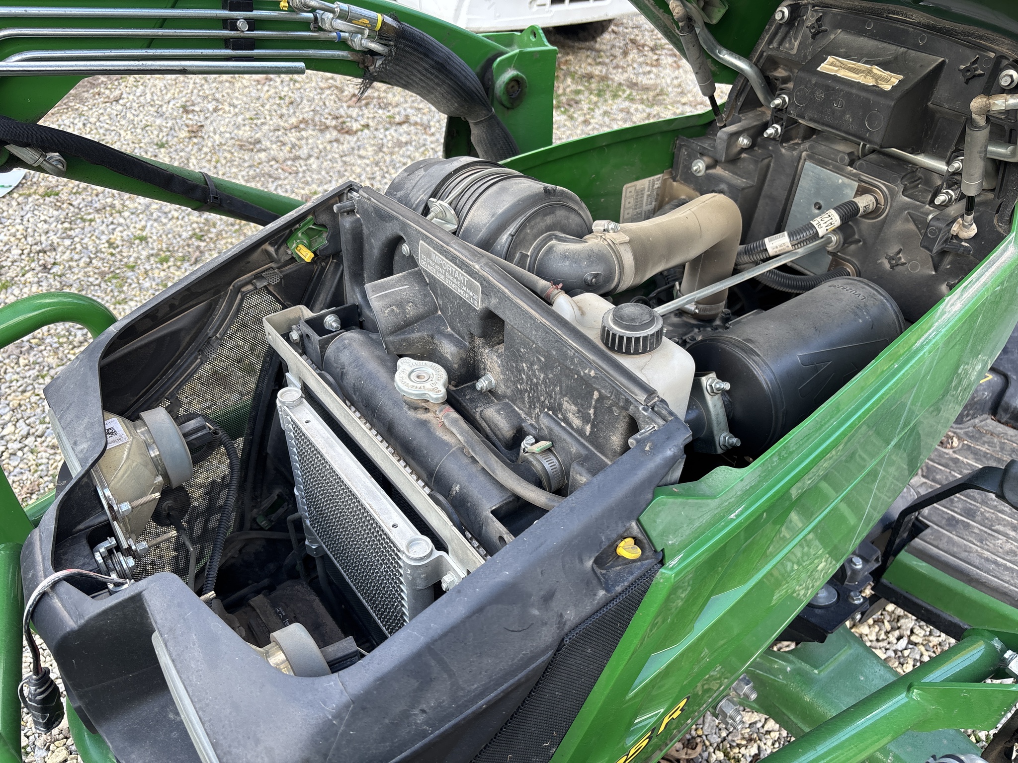 Used 2021 John Deere 1025R Compact Utility Tractors at Koenig Equipment in Urbana, OH - PhotoXL10