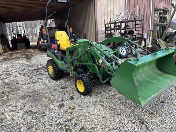 Used 2021 John Deere 1025R Compact Utility Tractors at Koenig Equipment in Urbana, OH - Photo3