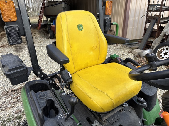Used 2021 John Deere 1025R Compact Utility Tractors at Koenig Equipment in Urbana, OH - Photo11