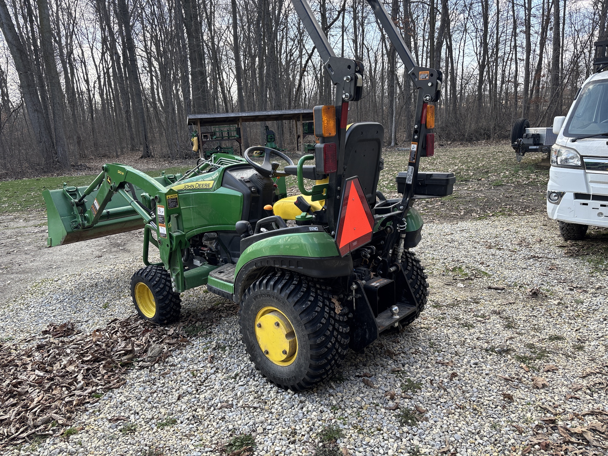 Used 2021 John Deere 1025R Compact Utility Tractors at Koenig Equipment in Urbana, OH - PhotoXL7