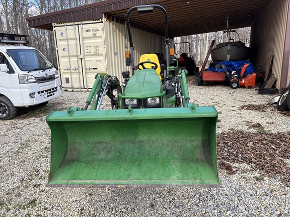 Used 2021 John Deere 1025R Compact Utility Tractors at Koenig Equipment in Urbana, OH - Photo2