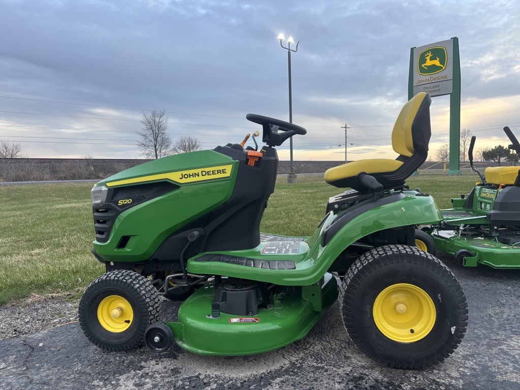 2023 John Deere S120 Image 1