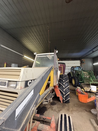 Used 1983 Case 2290 Row Crop Tractors at Horizon Ag & Turf in Lloydminster, AB - Photo38