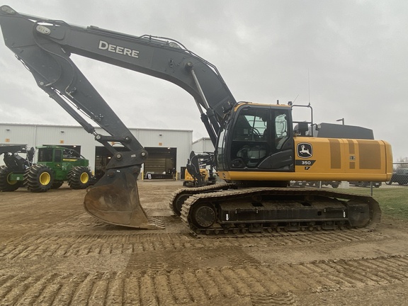 Photo of a 2024 John Deere 350 P