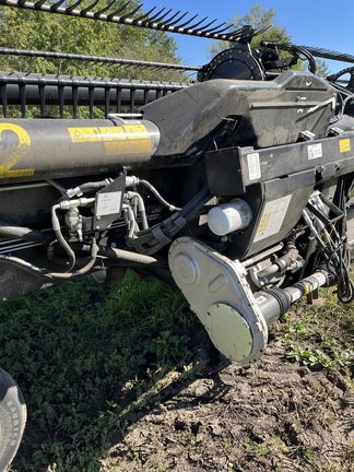 Used 2018 MacDon FD135 Combine Platforms at Horizon Ag & Turf in Lloydminster, AB - Photo5