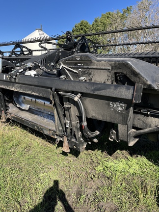 Used 2018 MacDon FD135 Combine Platforms at Horizon Ag & Turf in Lloydminster, AB - Photo9
