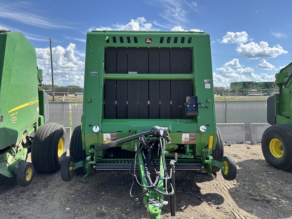 Used 2025 John Deere 561M Round Balers at Horizon Ag & Turf in Lloydminster, AB - Photo6