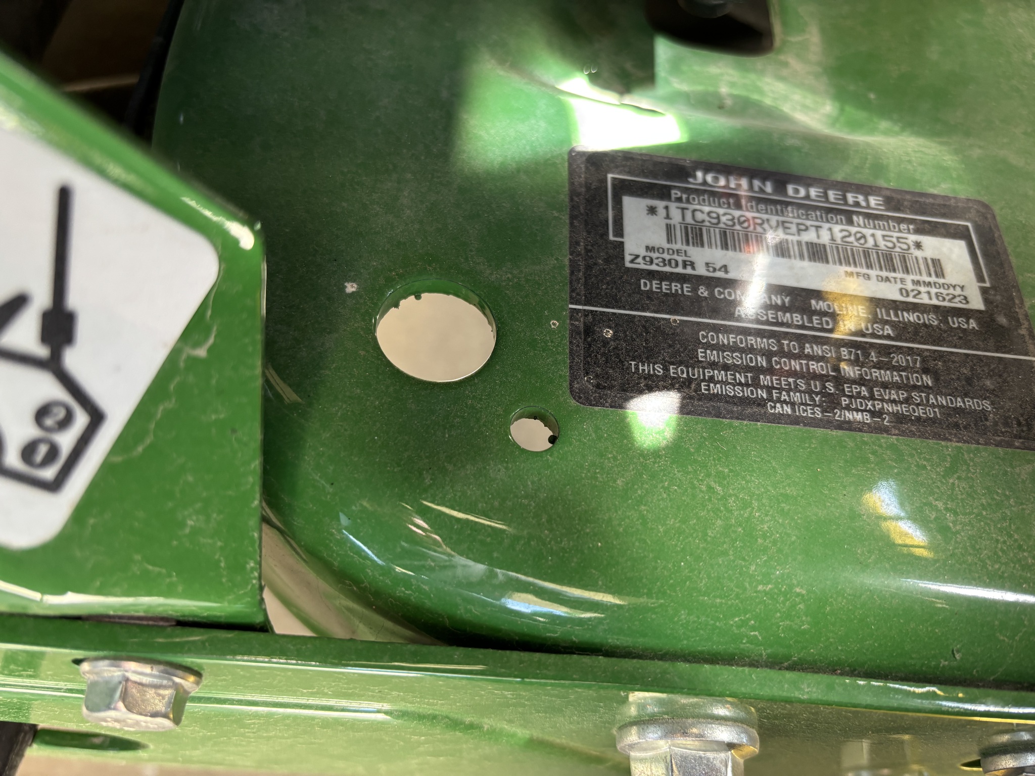  2023 John Deere Z930R at Heritage Tractor in Baldwin City, KS
