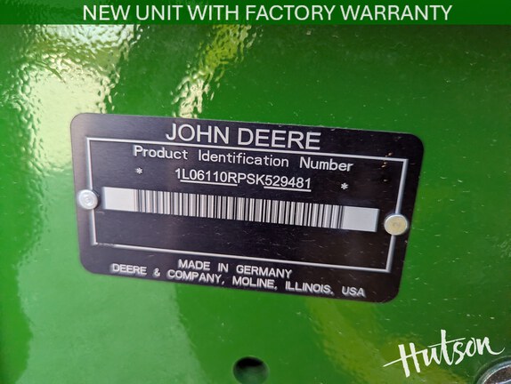 Photo of 2025 John Deere 6R 110