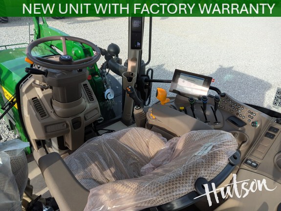 Photo of 2025 John Deere 6R 110