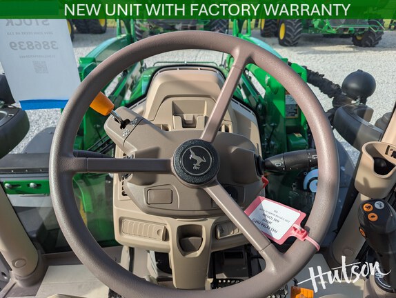Photo of 2025 John Deere 6R 110