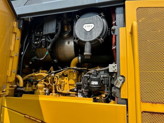 2025 John Deere 644 G
