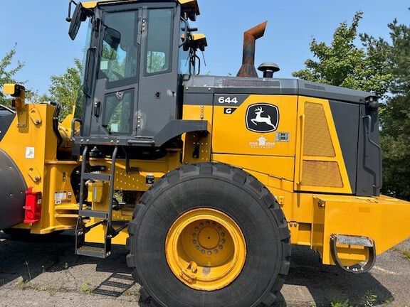 2025 John Deere 644 G