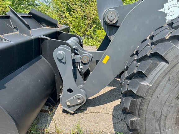 2025 John Deere 644 G