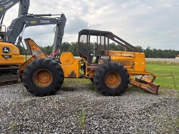 1987 John Deere 640D