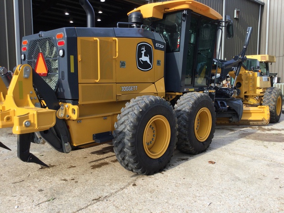 Photo of a 2025 John Deere 672G
