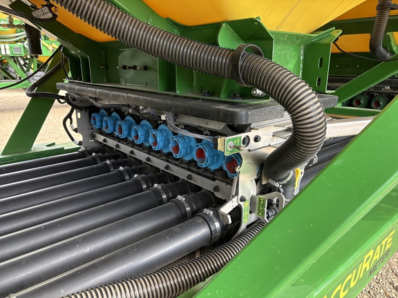 Used 2025 John Deere C850T Air Carts at Horizon Ag & Turf in Lloydminster, AB - Photo9