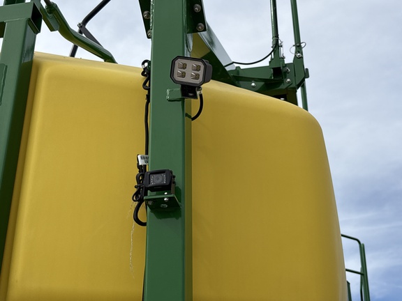 Used 2025 John Deere C850T Air Carts at Horizon Ag & Turf in Lloydminster, AB - Photo4