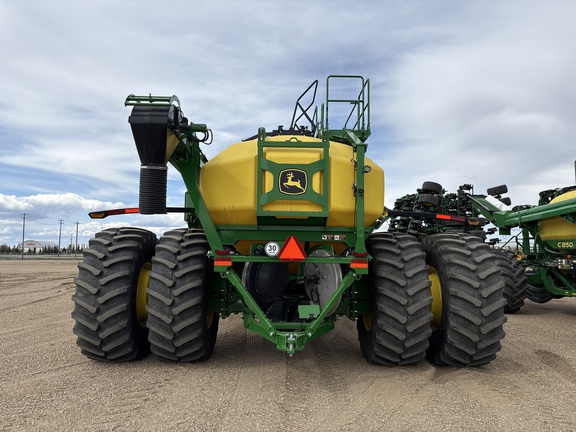 Used 2025 John Deere C850T Air Carts at Horizon Ag & Turf in Lloydminster, AB - Photo3