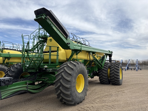 Used 2025 John Deere C850T Air Carts at Horizon Ag & Turf in Lloydminster, AB - Photo2