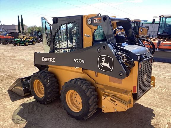 2024 John Deere 320G