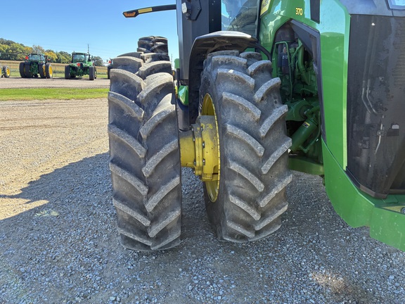 2023 John Deere 8R 370 - Photo16