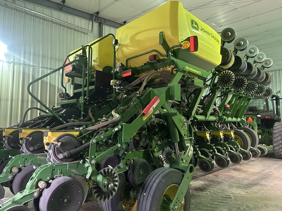 2022 John Deere 1795 (11th thumbnail)
