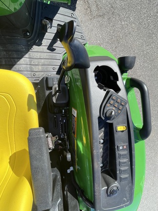 2025 John Deere 4044R-7