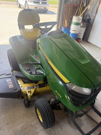  John Deere X324