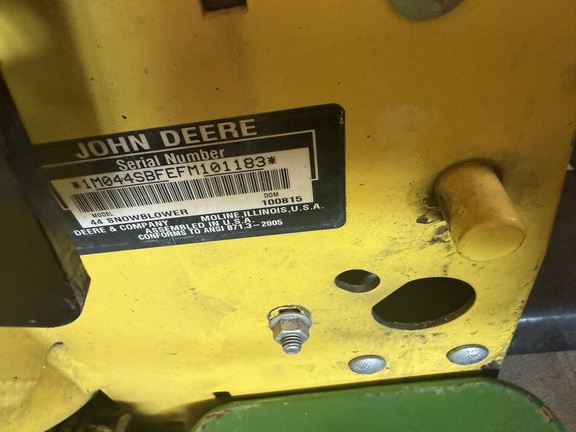 2015 John Deere X324 - Photo9