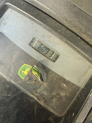 2015 John Deere X324 - Photo12