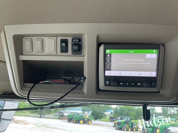 Photo of 2023 John Deere 408R