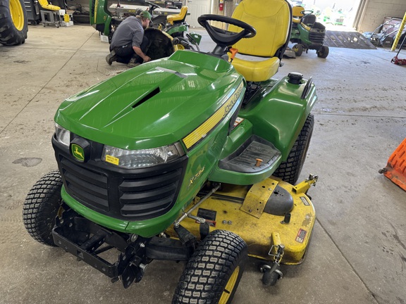2014 John Deere X734 - Photo10
