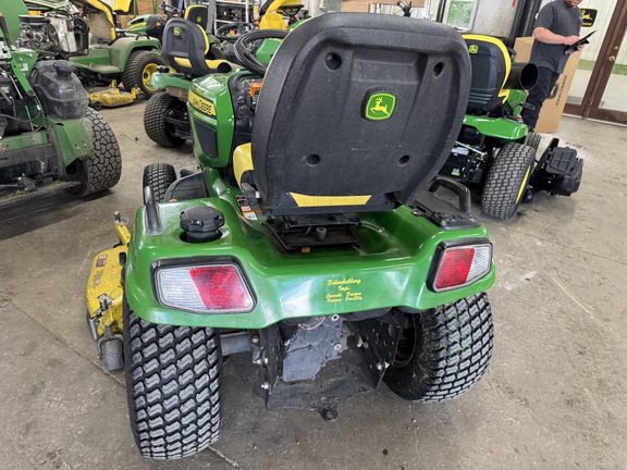 2014 John Deere X734 - Photo9