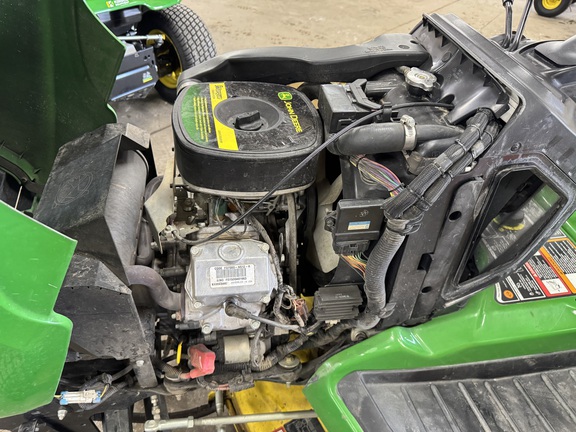 2014 John Deere X734 - Photo7